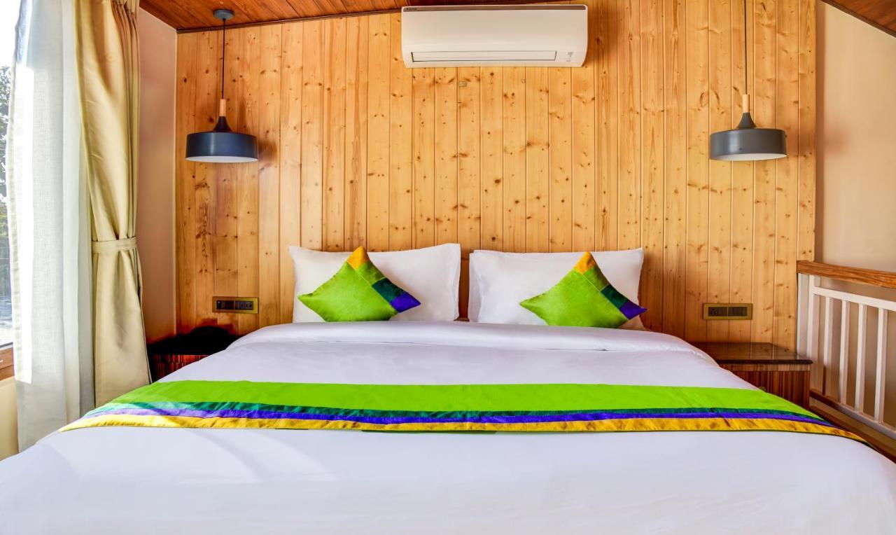 Treebo Premium Blue Mountain Country Club And Resort Siliguri Dış mekan fotoğraf