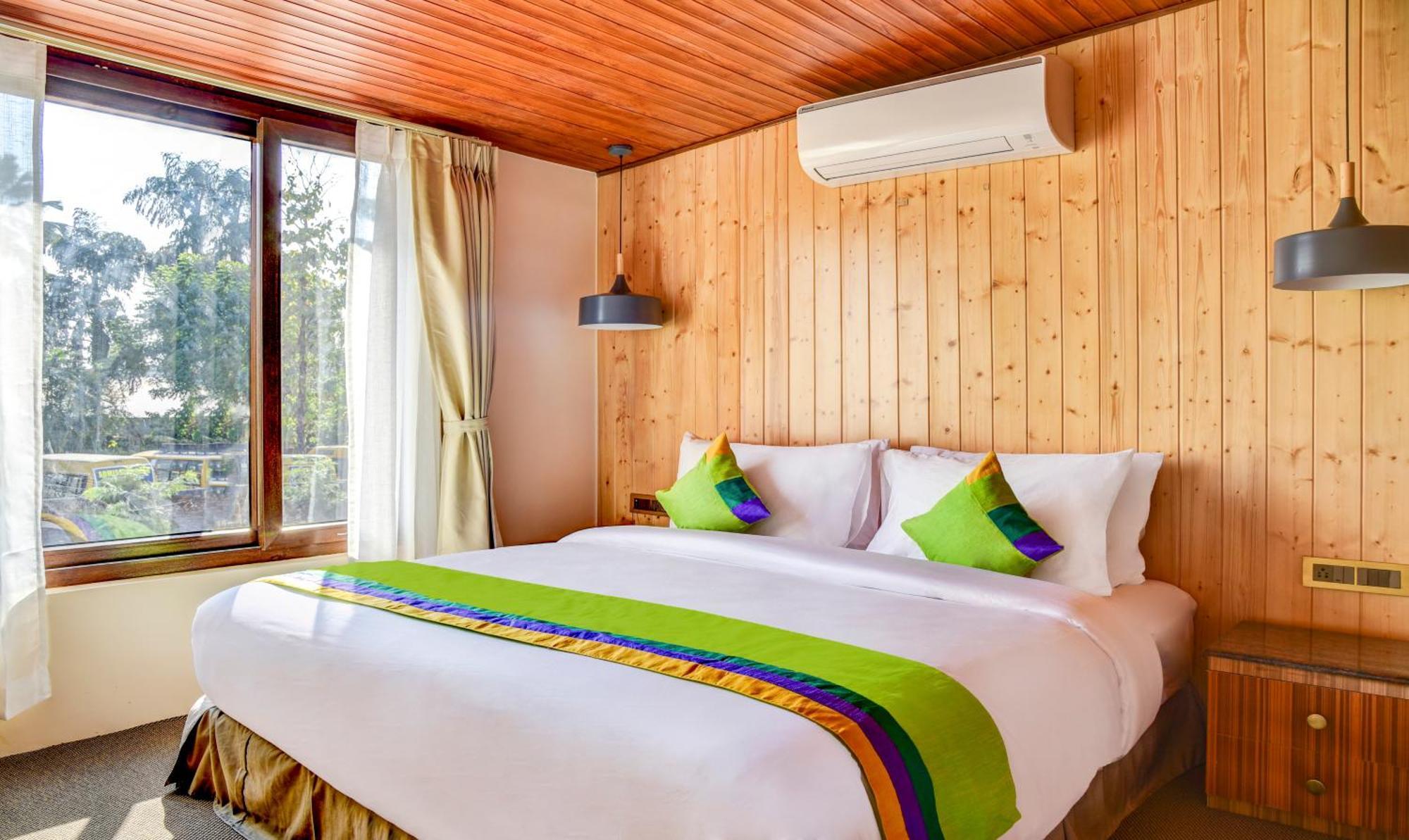 Treebo Premium Blue Mountain Country Club And Resort Siliguri Dış mekan fotoğraf