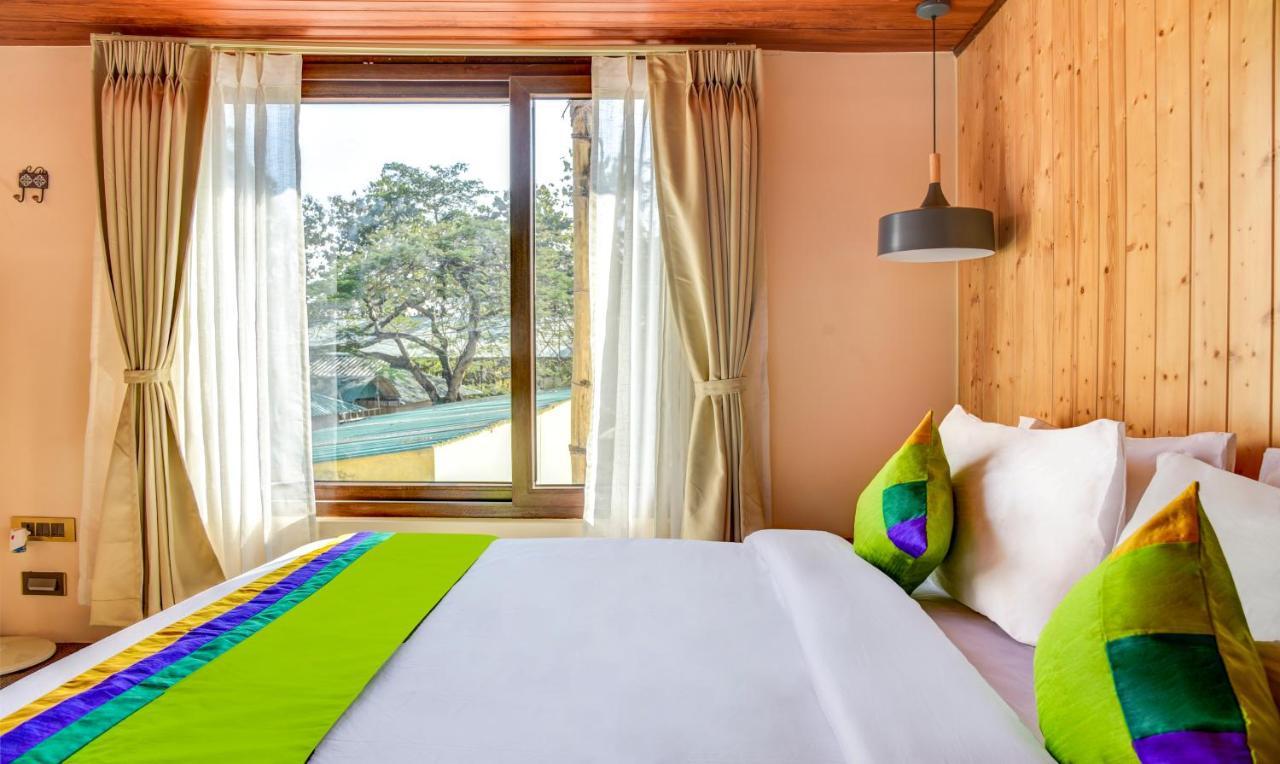 Treebo Premium Blue Mountain Country Club And Resort Siliguri Dış mekan fotoğraf