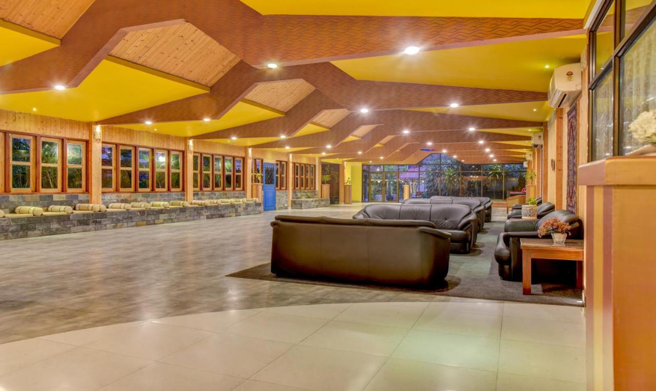 Treebo Premium Blue Mountain Country Club And Resort Siliguri Dış mekan fotoğraf