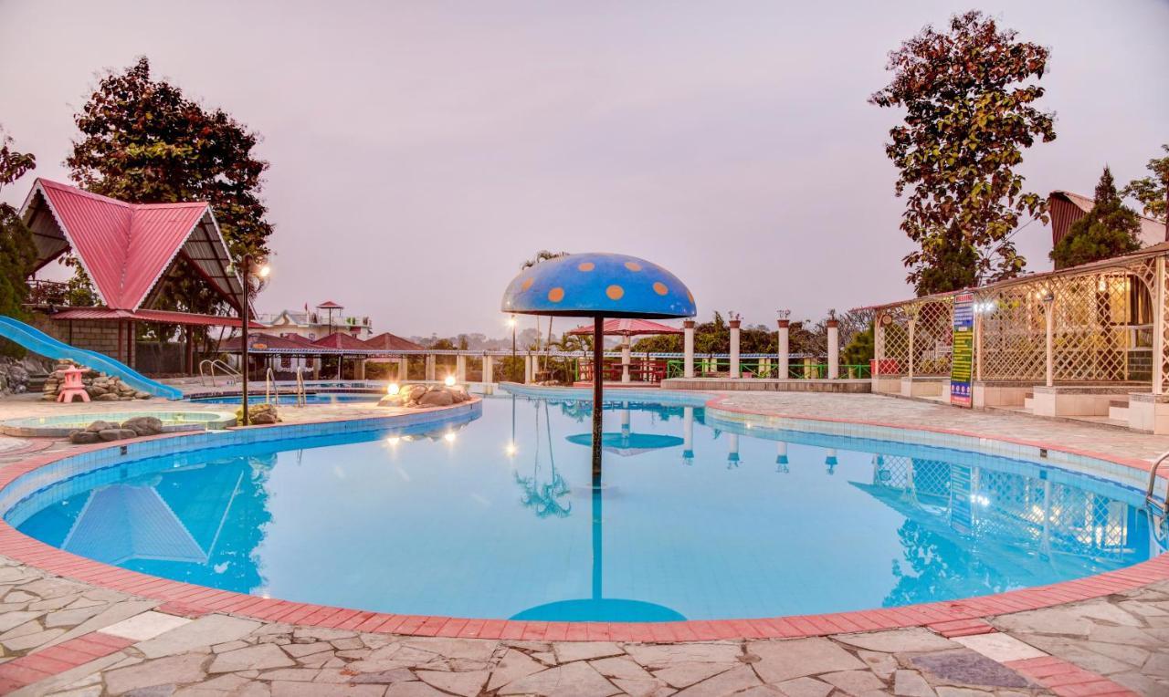 Treebo Premium Blue Mountain Country Club And Resort Siliguri Dış mekan fotoğraf